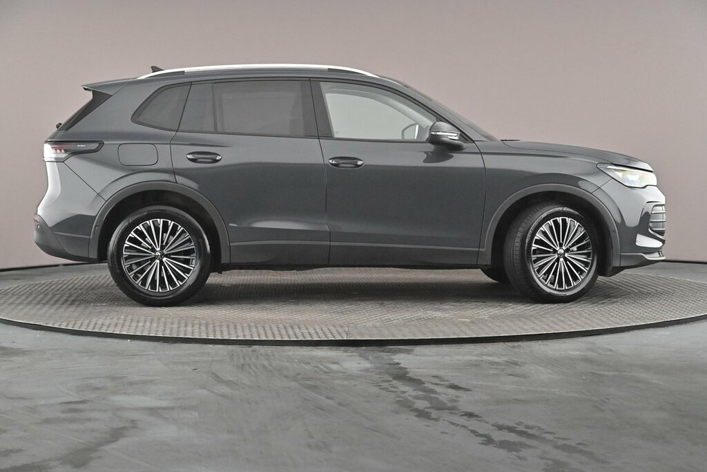 Volkswagen Tiguan Match 1.5 Etsi 150 Ps 7-Speed Dsg Grey #4