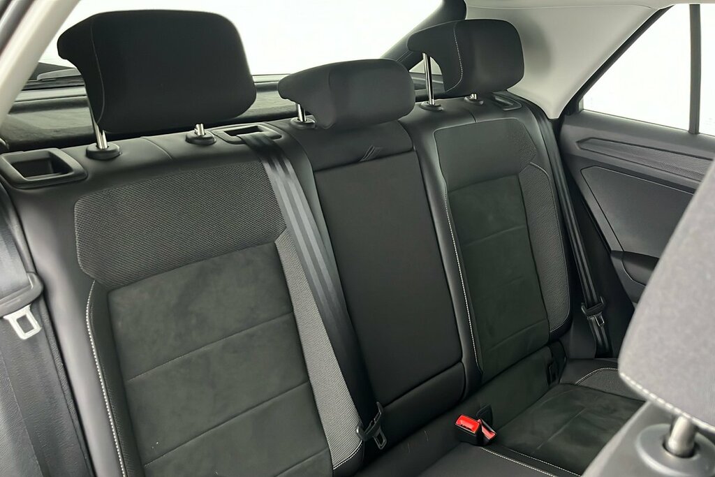 Volkswagen T-Roc 1.5 Tsi R-line Dsg Grey #10