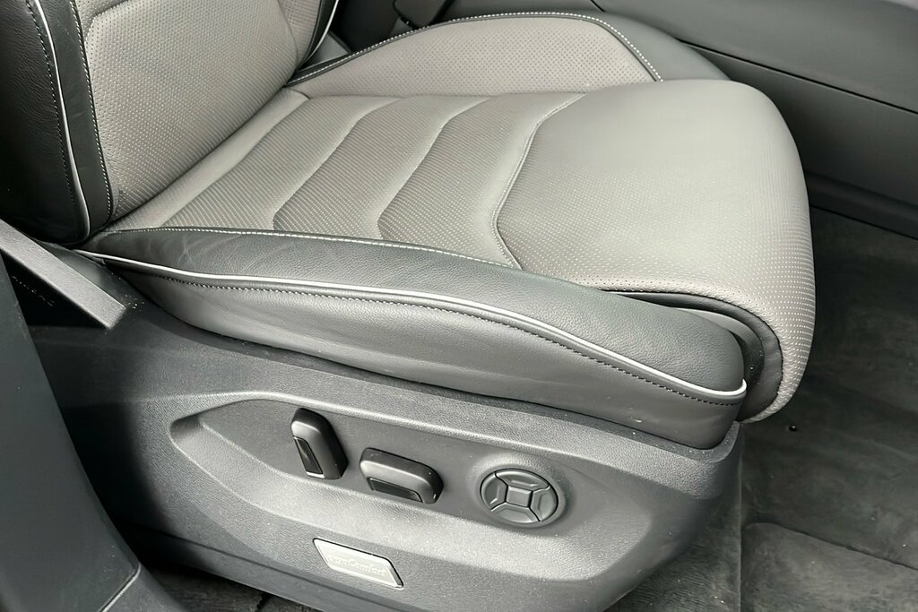 Volkswagen Touareg 3.0 V6 Tsi Ehybrid 4Motion R Tip Grey #44