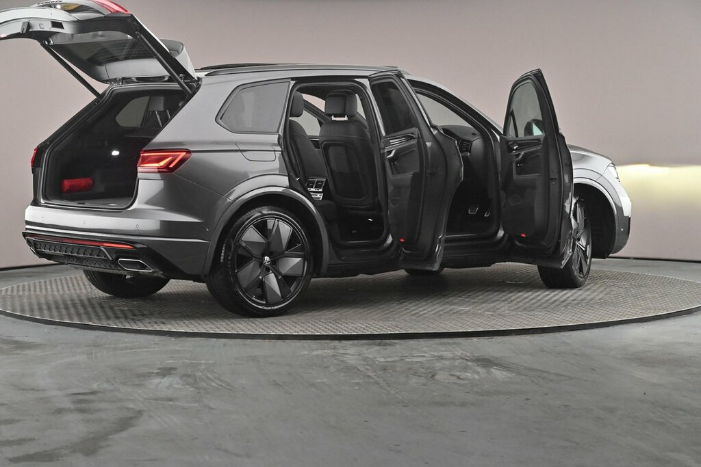 Volkswagen Touareg 3.0 V6 Tsi Ehybrid 4Motion R Tip Grey #41