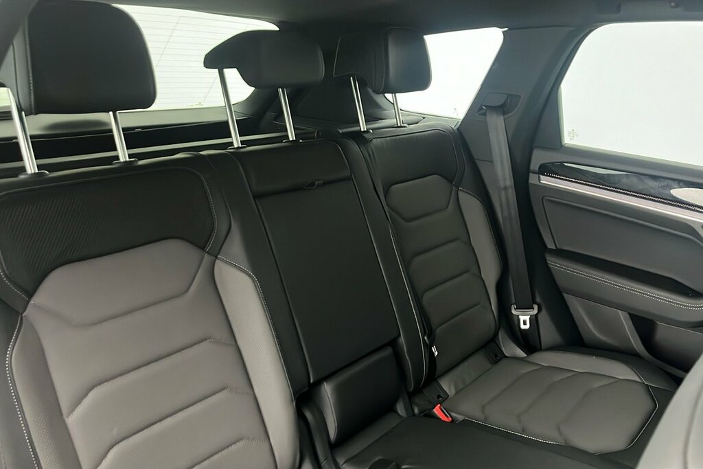 Volkswagen Touareg 3.0 V6 Tsi Ehybrid 4Motion R Tip Grey #10