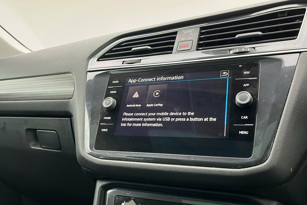Volkswagen Tiguan Allspace 1.5 Tsi R-line Dsg Black #21