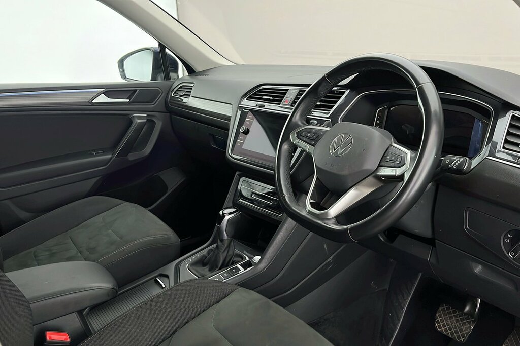 Volkswagen Tiguan Allspace 1.5 Tsi R-line Dsg Black #7
