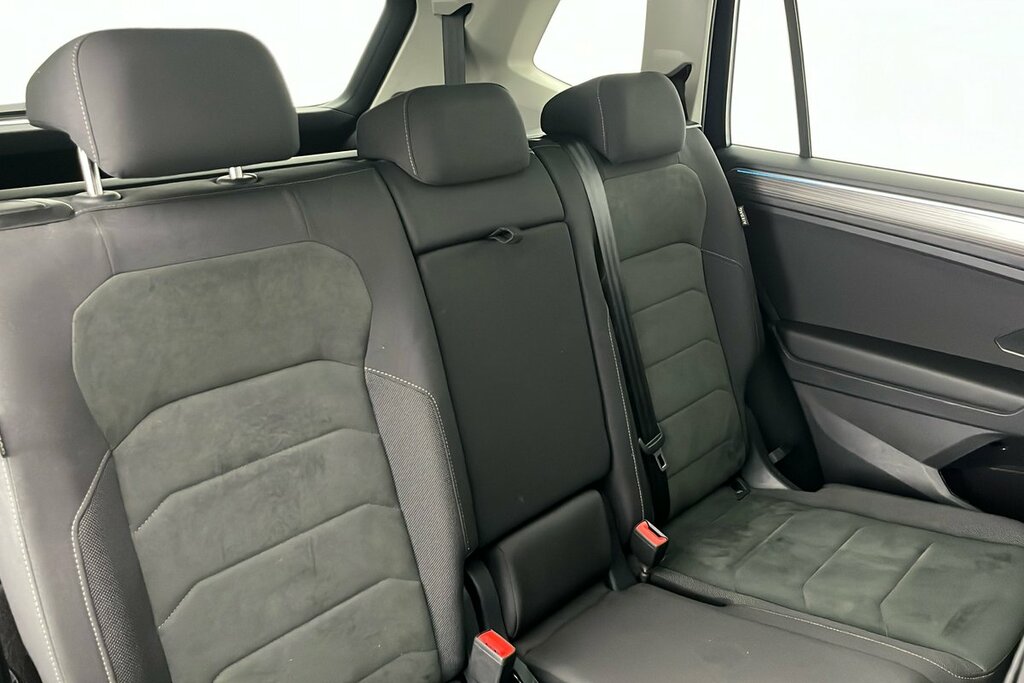 Volkswagen Tiguan Allspace 1.5 Tsi R-line Dsg Black #11