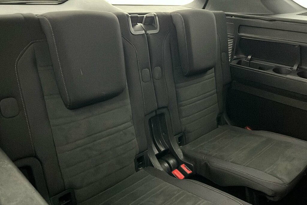 Volkswagen Touran 1.6 Tdi 115 White #20