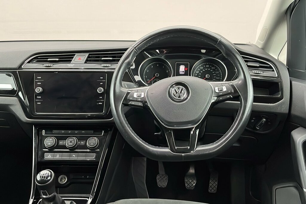 Volkswagen Touran 1.6 Tdi 115 White #22