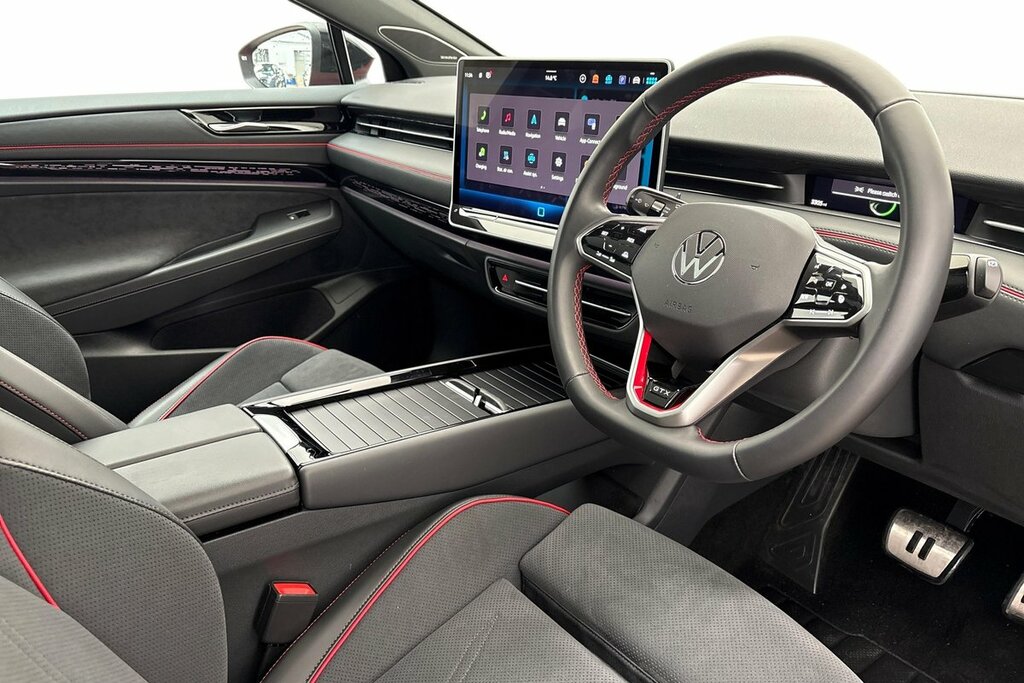 Volkswagen ID.7 Tourer Gtx Plus 4Motion 86Kwh Gtx 340Ps 1-Speed Au Red #6