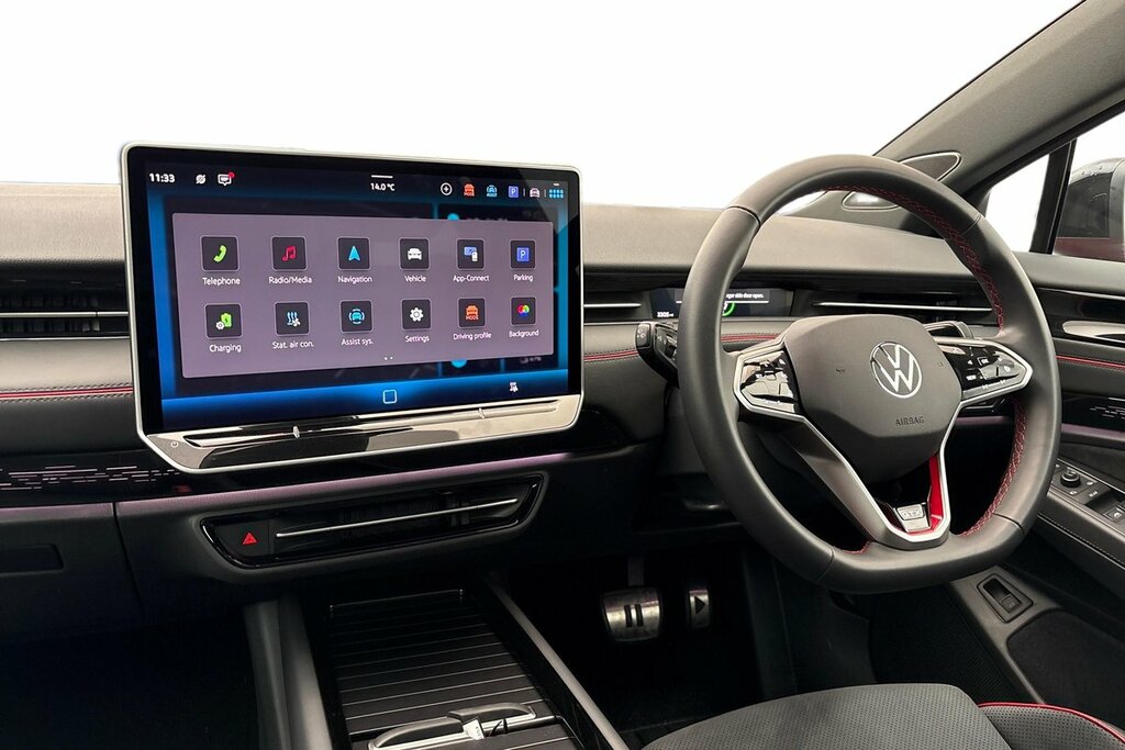 Volkswagen ID.7 Tourer Gtx Plus 4Motion 86Kwh Gtx 340Ps 1-Speed Au Red #2