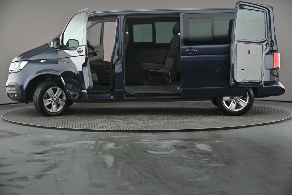 Volkswagen Transporter 2.0Tdi Kombi 204Ps T32 Highline Bmt Swb Blue #57
