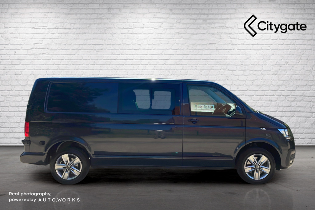 Volkswagen Transporter T32 Kombi Highline Lwb 150 Ps 2.0 Tdi 7Sp Dsg Blue #4