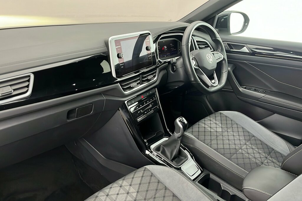 Volkswagen T-Roc R-line 1.5 Tsi 150Ps 6-Speed Grey #2