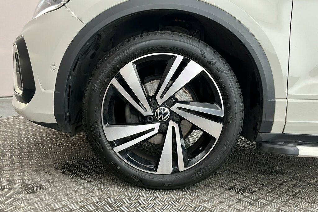 Volkswagen T-Roc R-line 1.5 Tsi 150Ps 6-Speed Grey #5