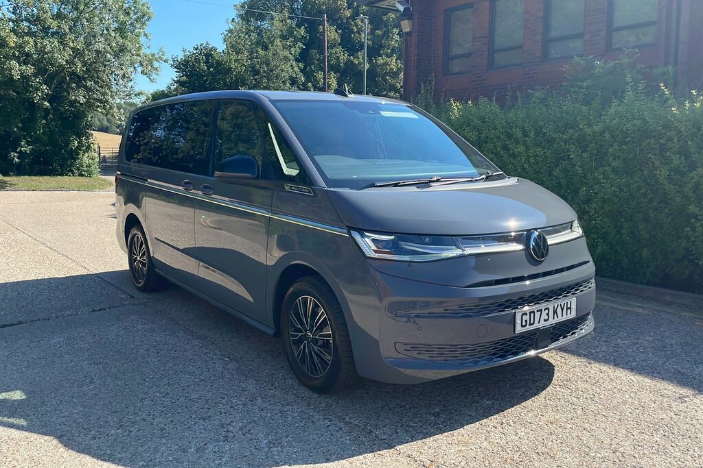 Volkswagen Multivan 1.4 Tsi Ehybrid Life Dsg Silver #1