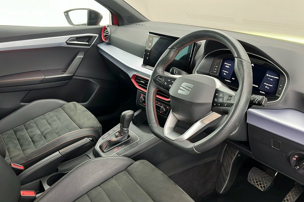 Seat Ibiza Fr Sport 1.0 Tsi 110 7-Speed Red #6