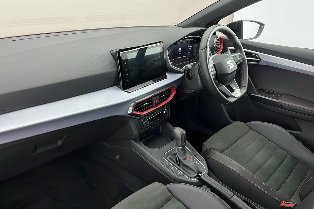 Seat Ibiza Fr Sport 1.0 Tsi 110 7-Speed Red #2
