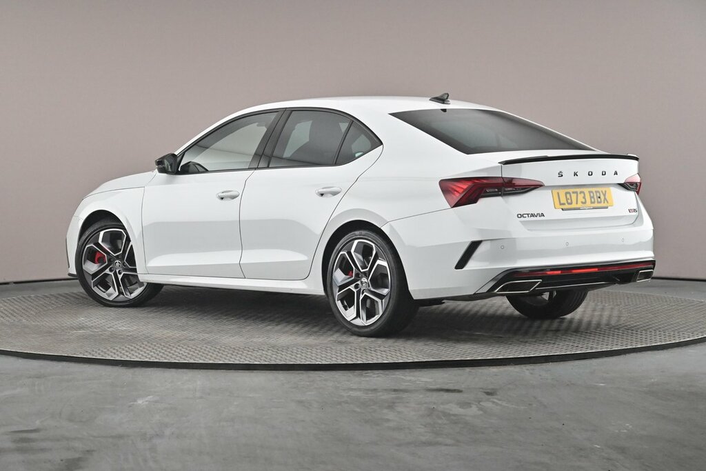 Skoda Octavia Hatch Vrs 2.0 Tsi 245 Ps Dsg White #3