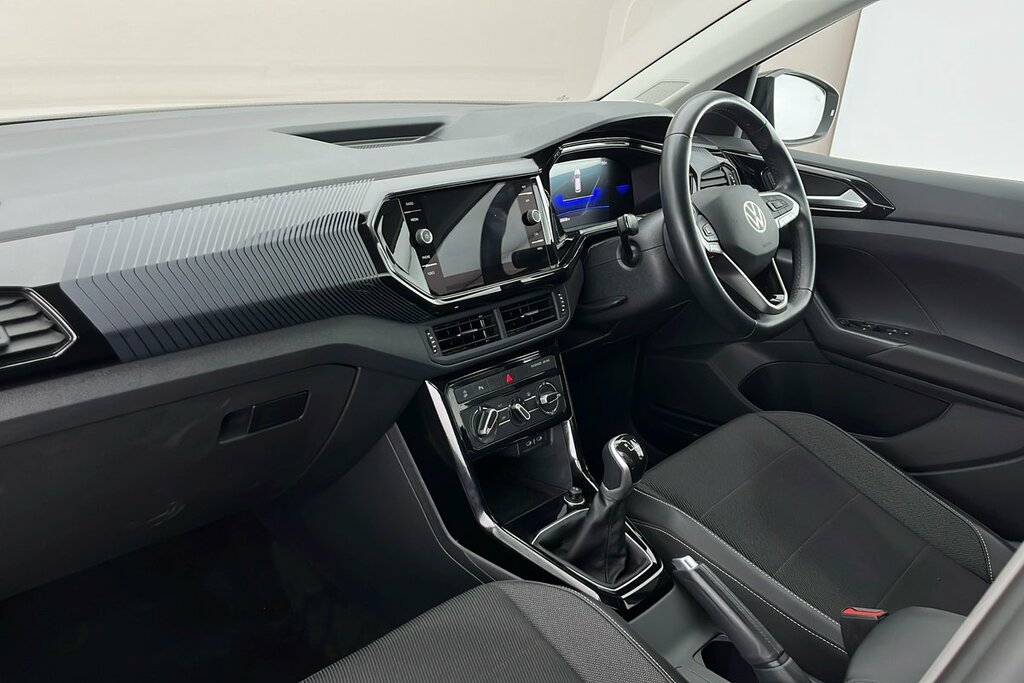 Volkswagen T-Cross Black Edition 1.0 Tsi 95Ps 5-Speed Grey #2