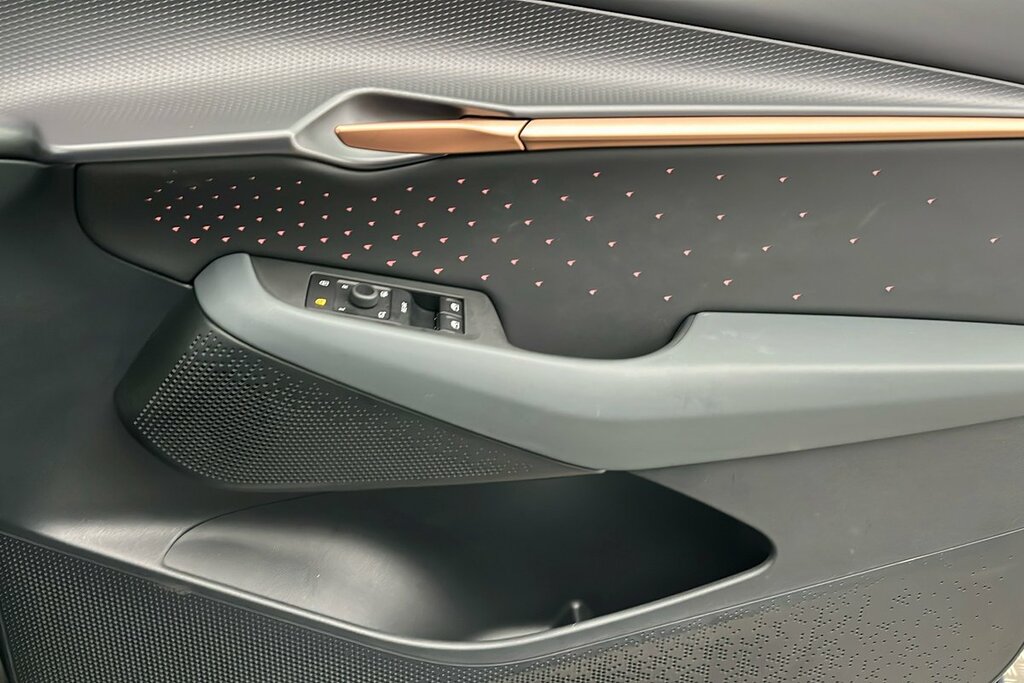 Cupra Tavascan Tavascan 210Kw V1 77Kwh Beige #22