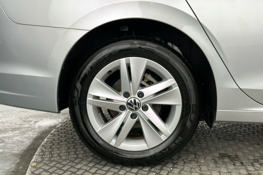 Volkswagen e-Golf 8 Life 1.5 Etsi 130Ps 7-Speed Dsg Silver #5