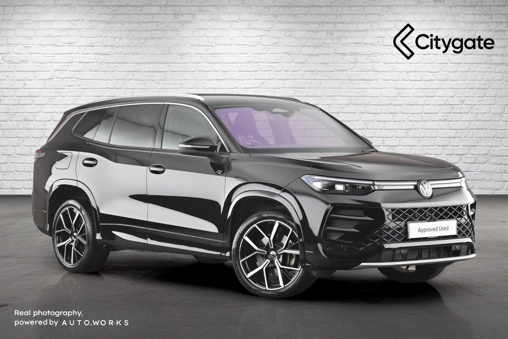 Volkswagen Tayron R-line 1.5 Etsi 150 Ps 7-Speed Dsg Black