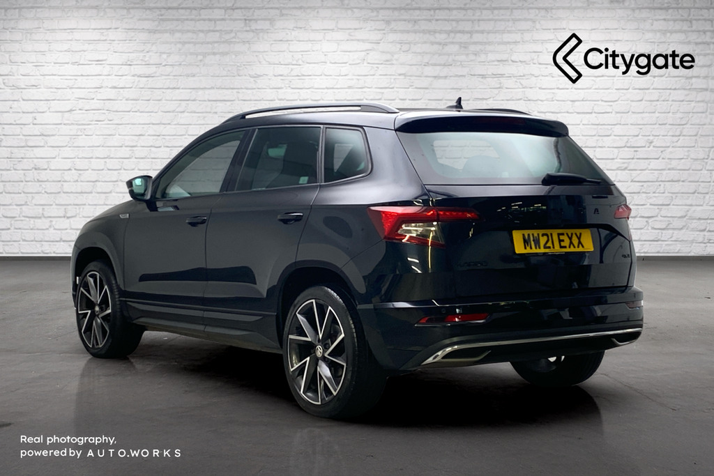 Skoda Karoq Sportline 2.0 Tdi 150 Ps 4X4 Dsg Black #3