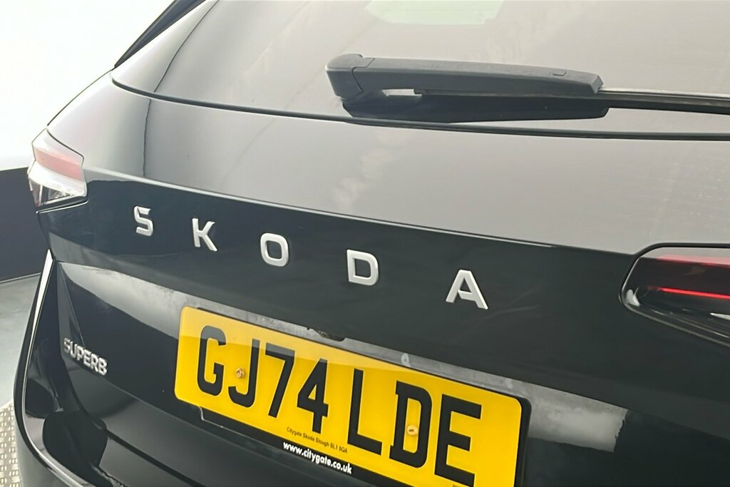 Skoda Superb 2.0 Tdi Laurin And Klement Estate Dsg 4 Black #25