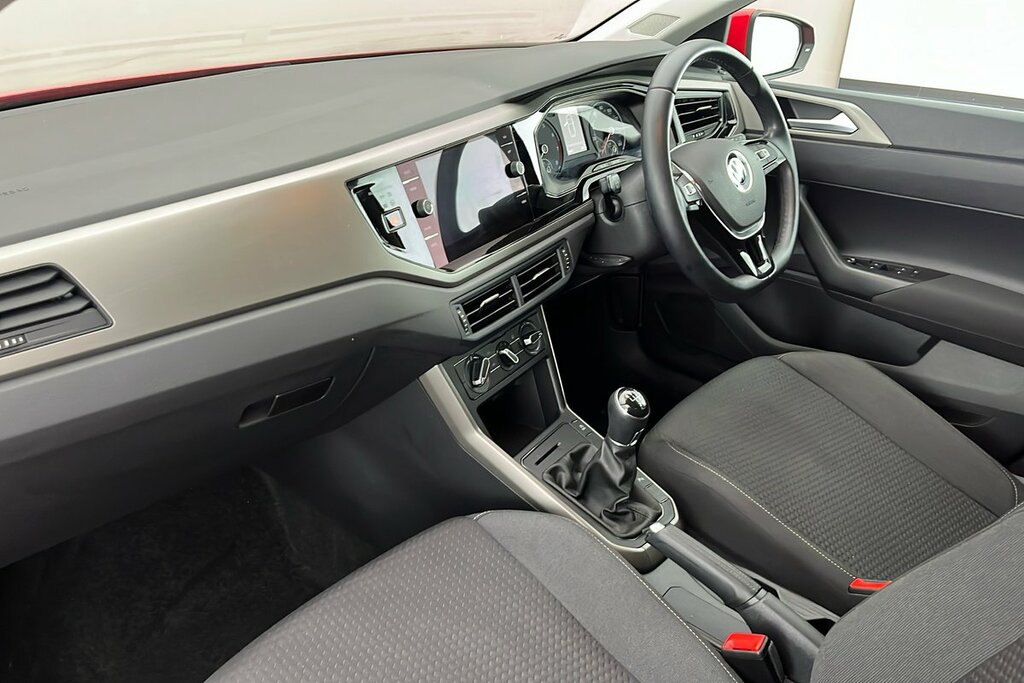 Volkswagen Polo Match 1.0 Tsi 95Ps 5-Speed Red #2