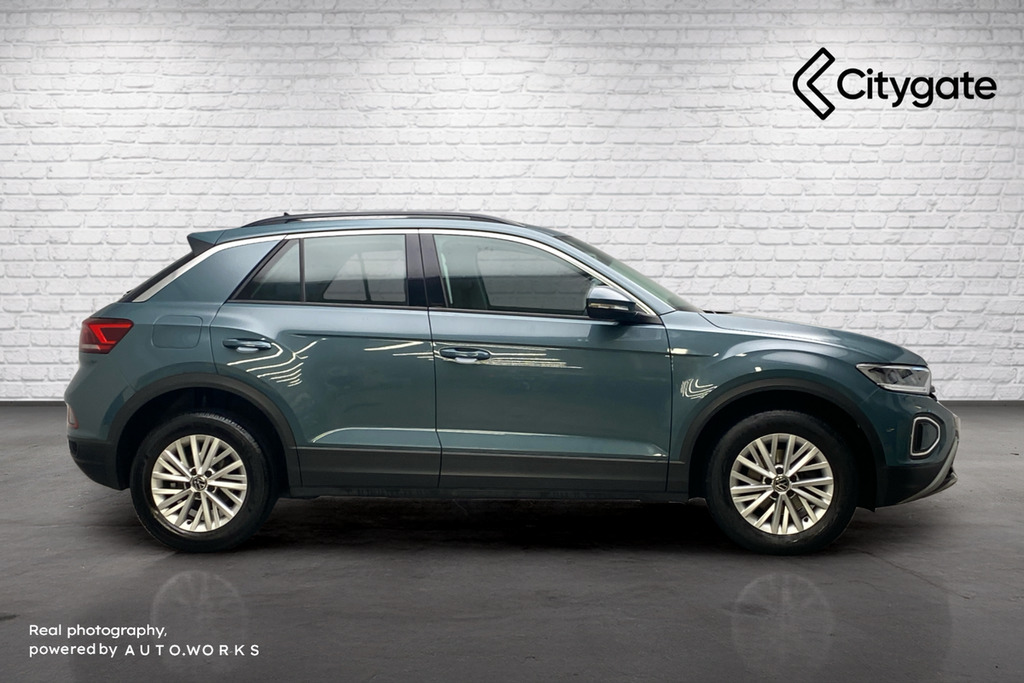 Volkswagen T-Roc Life 1.0 Tsi 110Ps 6-Speed Blue #2