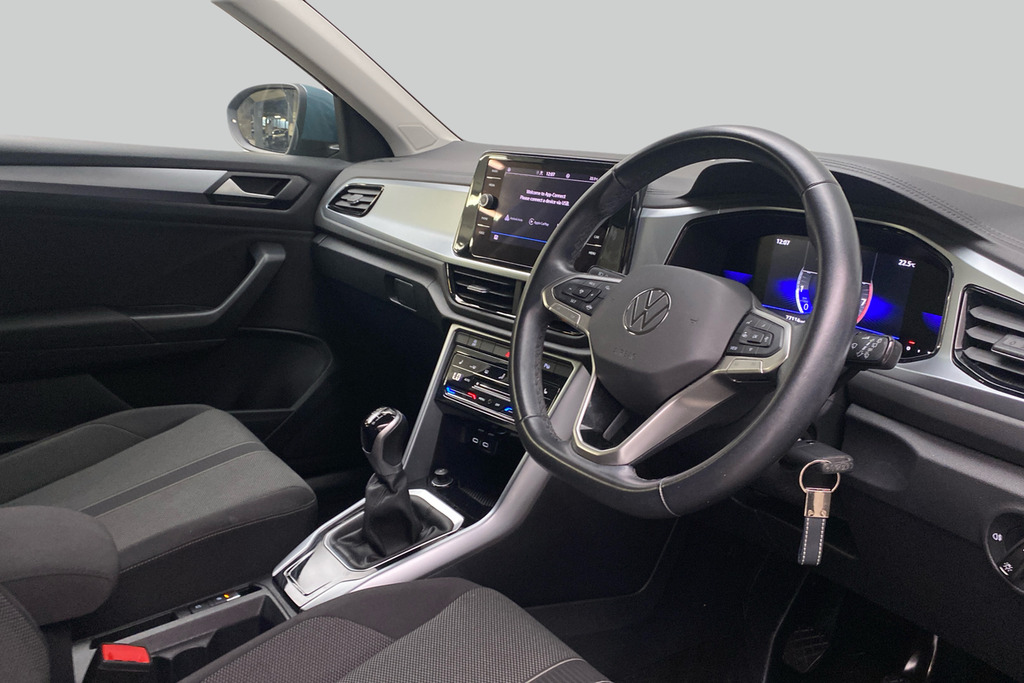 Volkswagen T-Roc Life 1.0 Tsi 110Ps 6-Speed Blue #4