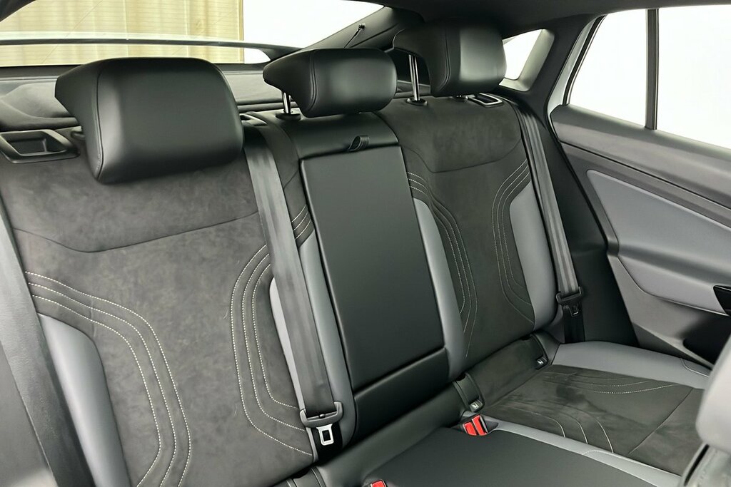 Volkswagen ID.5 220Kw Gtx Style 77Kwh Awd Heat Pump 0 Black #10