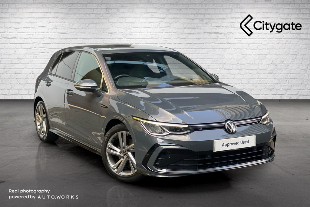 Volkswagen Golf 8 R-line 1.5 Tsi 130Ps 6-Speed Grey