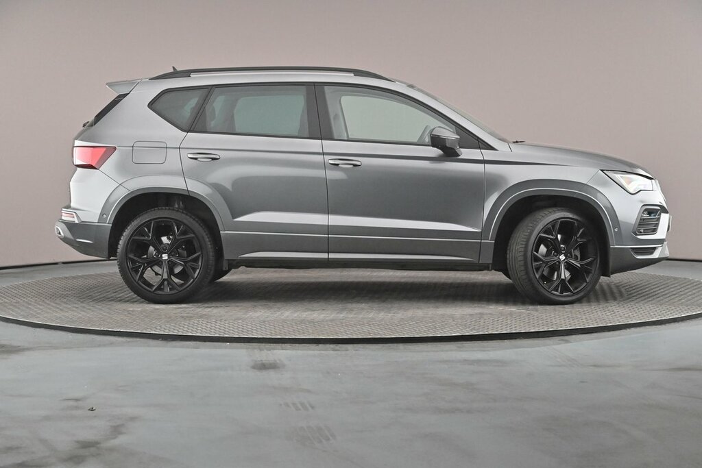 Seat Ateca Fr Black Edition 1.5 Ecotsi 150 7-Speed Dsg LO23VVP Grey #4