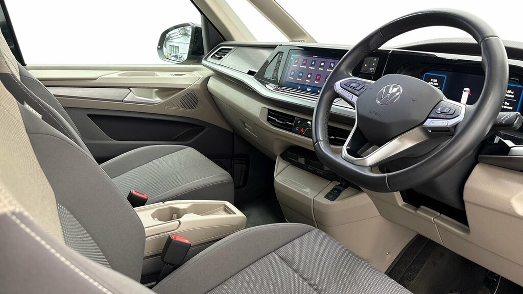 Volkswagen Multivan Life Standard 150 Ps 2.0 Tdi 7-Speed Dsg Black #6