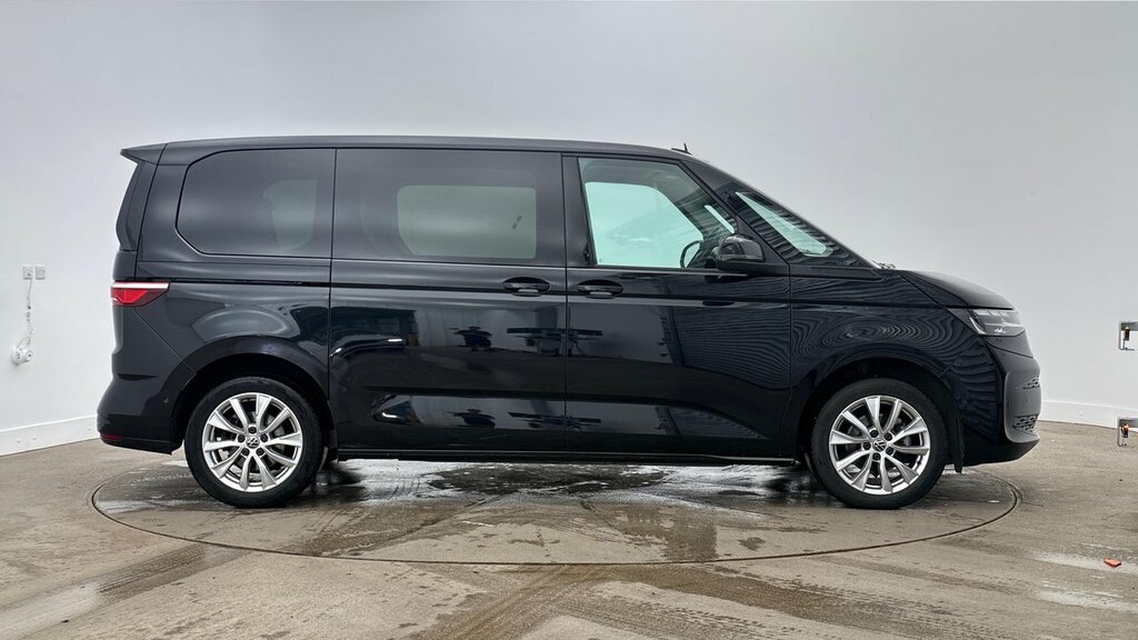 Volkswagen Multivan Life Standard 150 Ps 2.0 Tdi 7-Speed Dsg Black #4