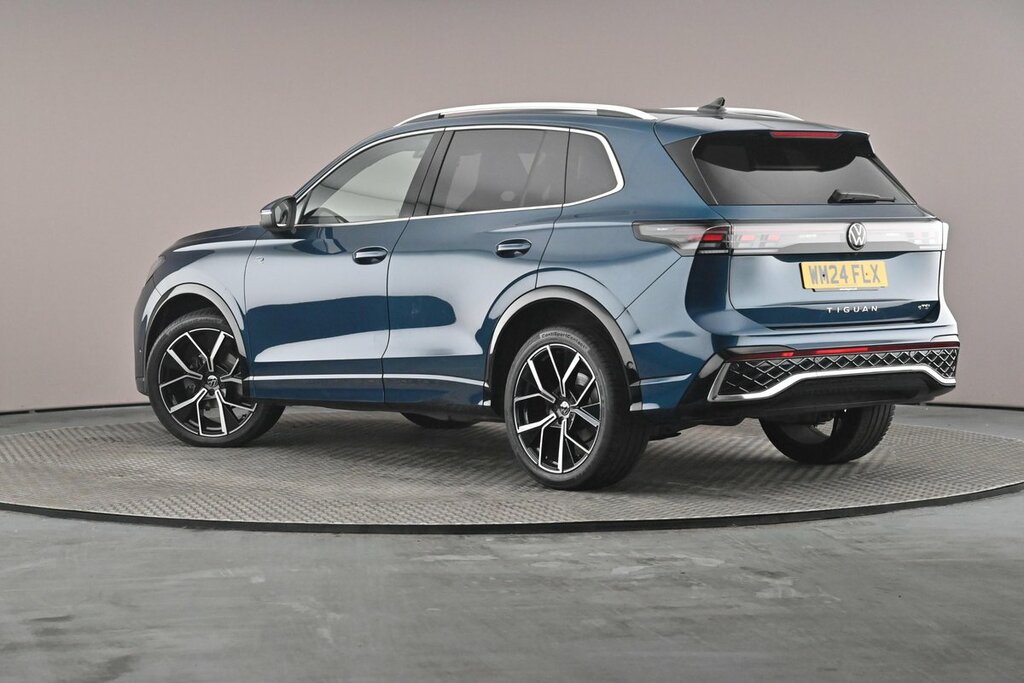 Volkswagen Tiguan R-line 1.5 Etsi 150Ps 7-Speed Dsg Blue #3