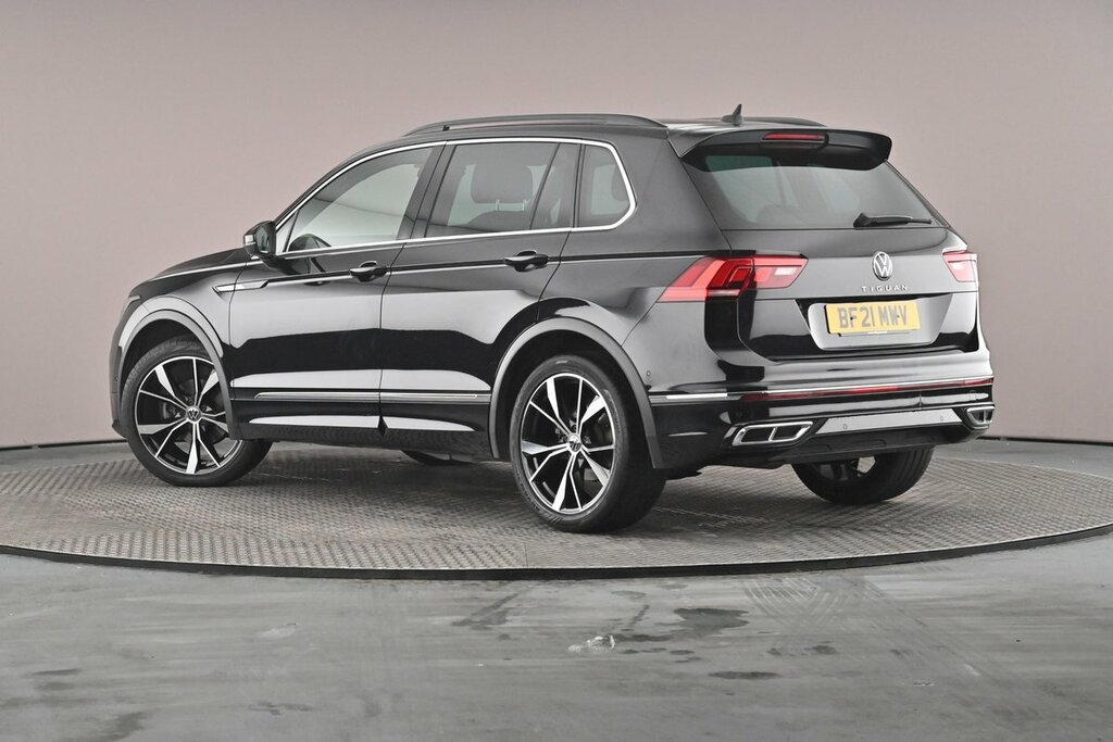 Volkswagen Tiguan R-line 1.5 Tsi 150Ps 7-Speed Dsg BF21MWV Black #3