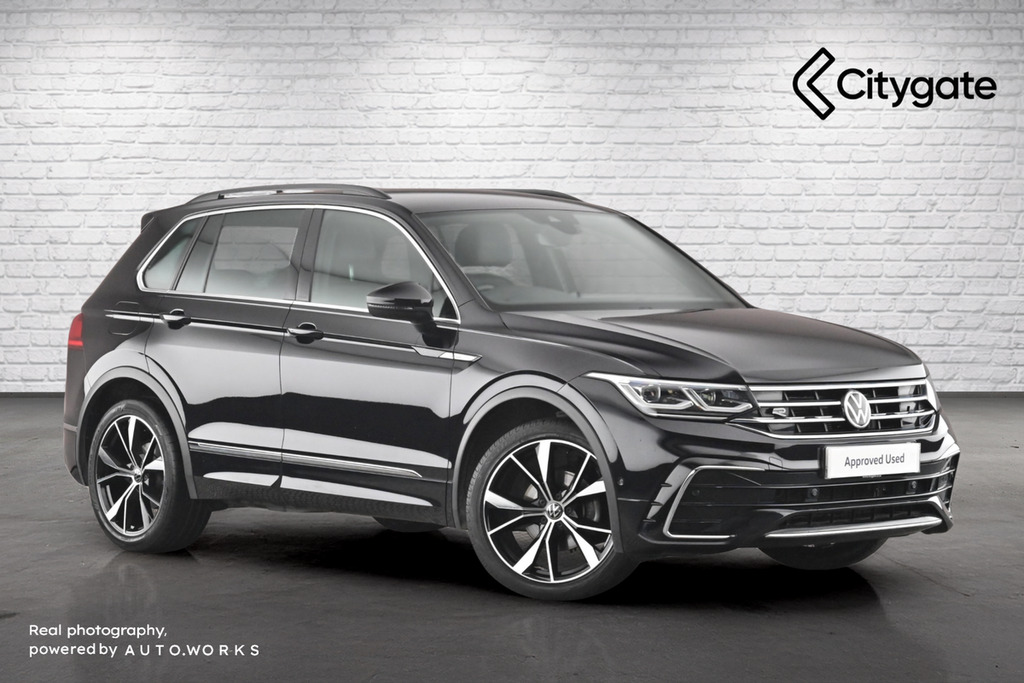 Volkswagen Tiguan R-line 1.5 Tsi 150Ps 7-Speed Dsg Black
