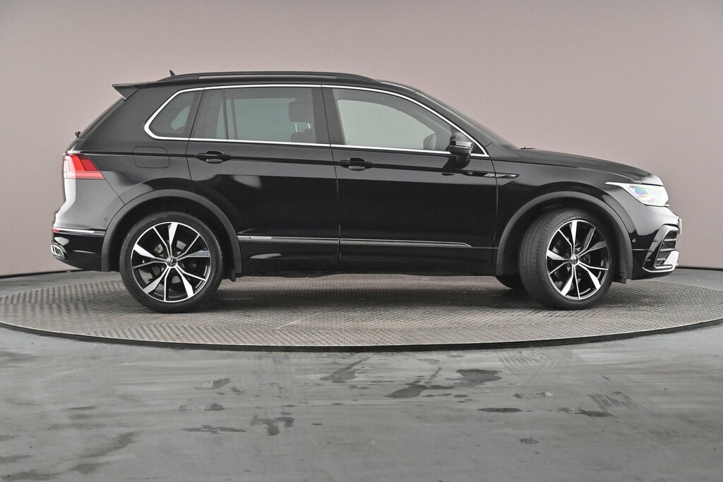 Volkswagen Tiguan R-line 1.5 Tsi 150Ps 7-Speed Dsg BF21MWV Black #4