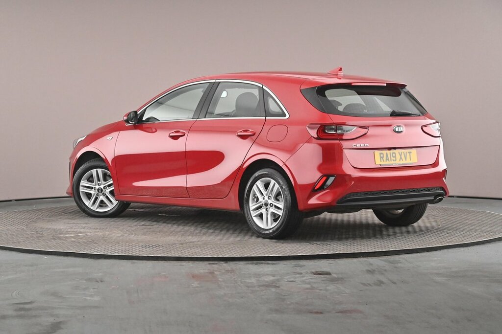 Kia Ceed 1.6 Crdi Eco 2 Hatchback Euro 6 Red #3