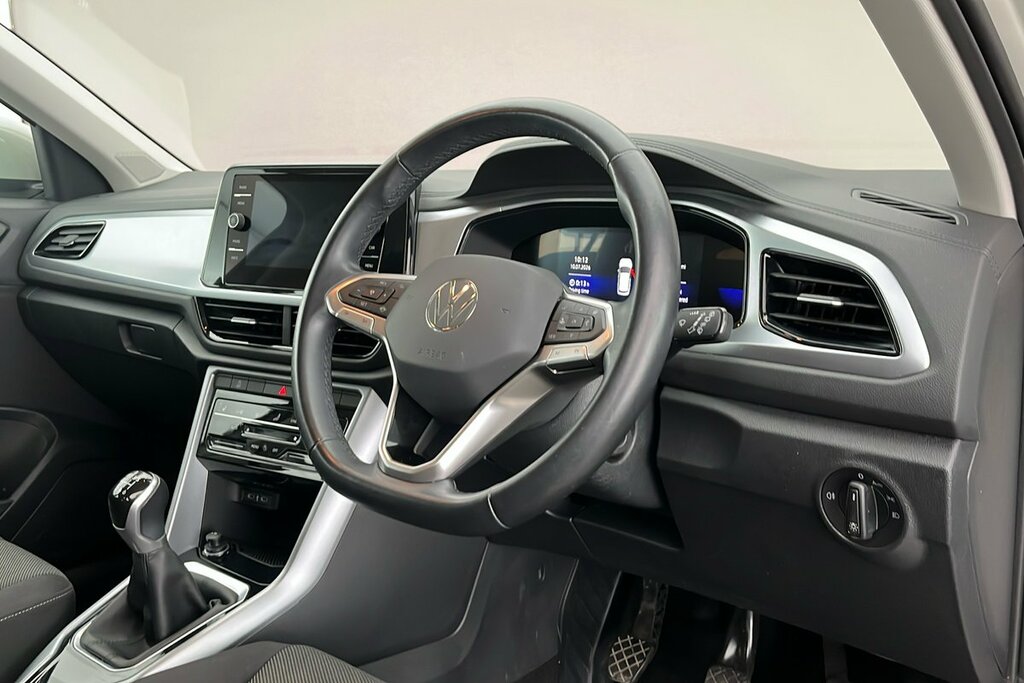 Volkswagen T-Roc Life 1.5 Tsi 150Ps 6-Speed Grey #6