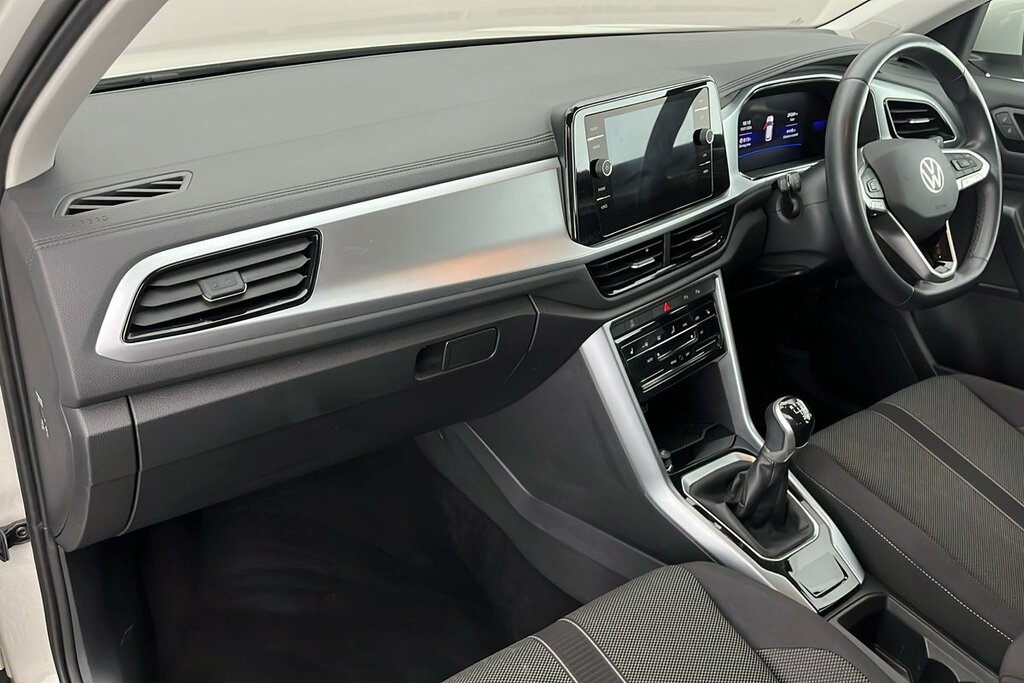 Volkswagen T-Roc Life 1.5 Tsi 150Ps 6-Speed Grey #2