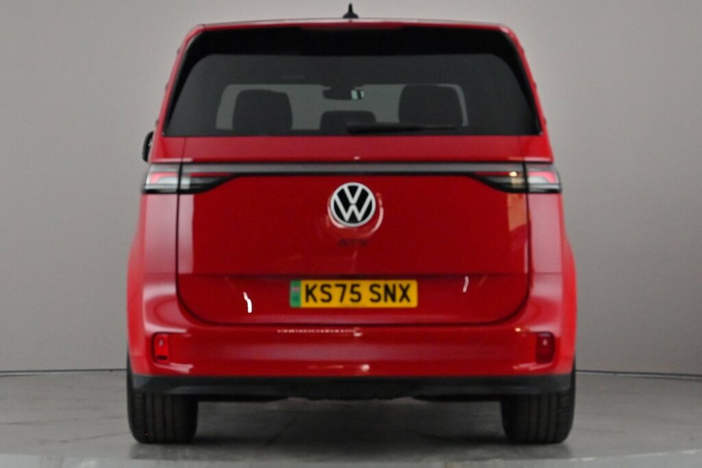 Volkswagen ID.Buzz Gtx 4Motion 7-Seat Lwb 340 Ps 86 Kwh Pro KS75SNX Red #4