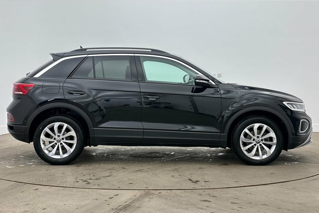 Volkswagen T-Roc Match 1.5 Tsi 150Ps 6-Speed Black #4