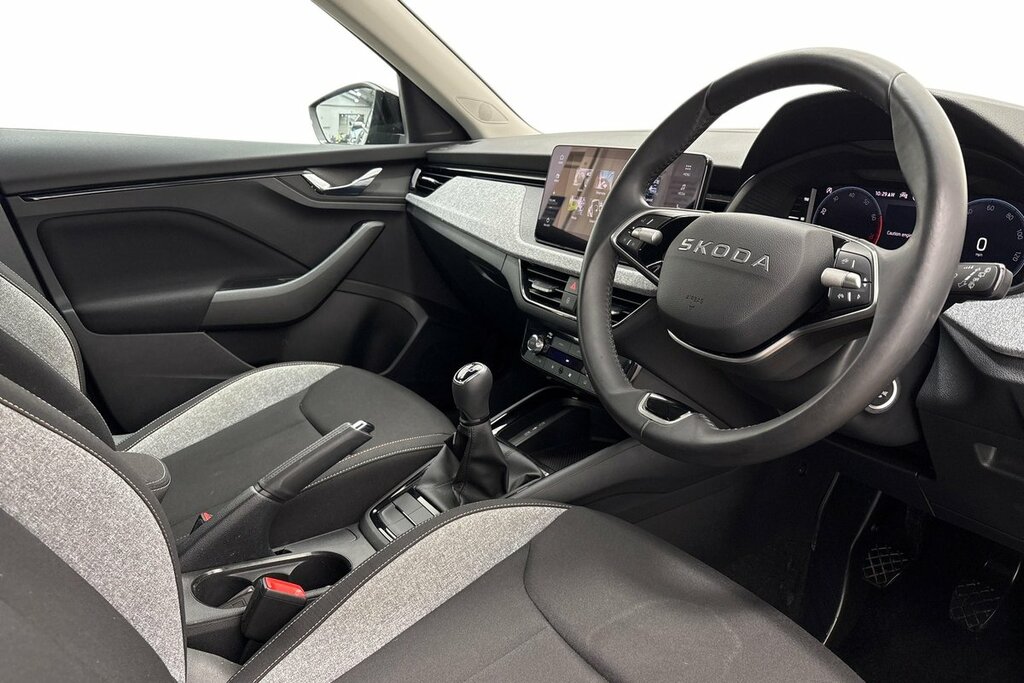 Skoda Kamiq Se Edition 1.0 Tsi 95 Ps 5G Man Black #6