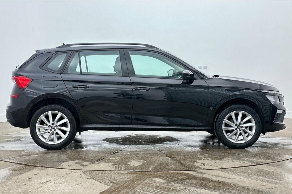 Skoda Kamiq Se Edition 1.0 Tsi 95 Ps 5G Man Black #4