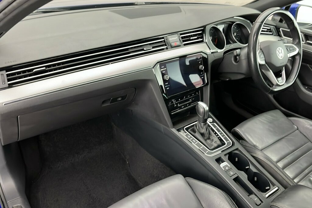 Volkswagen Passat R-line 2.0 Tdi 200Ps 7-Speed Dsg Blue #2