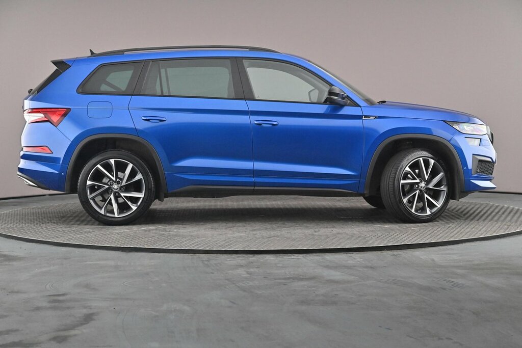 Skoda Kodiaq Sportline 7 Seats 1.5 Tsi 150 Ps Dsg Blue #4