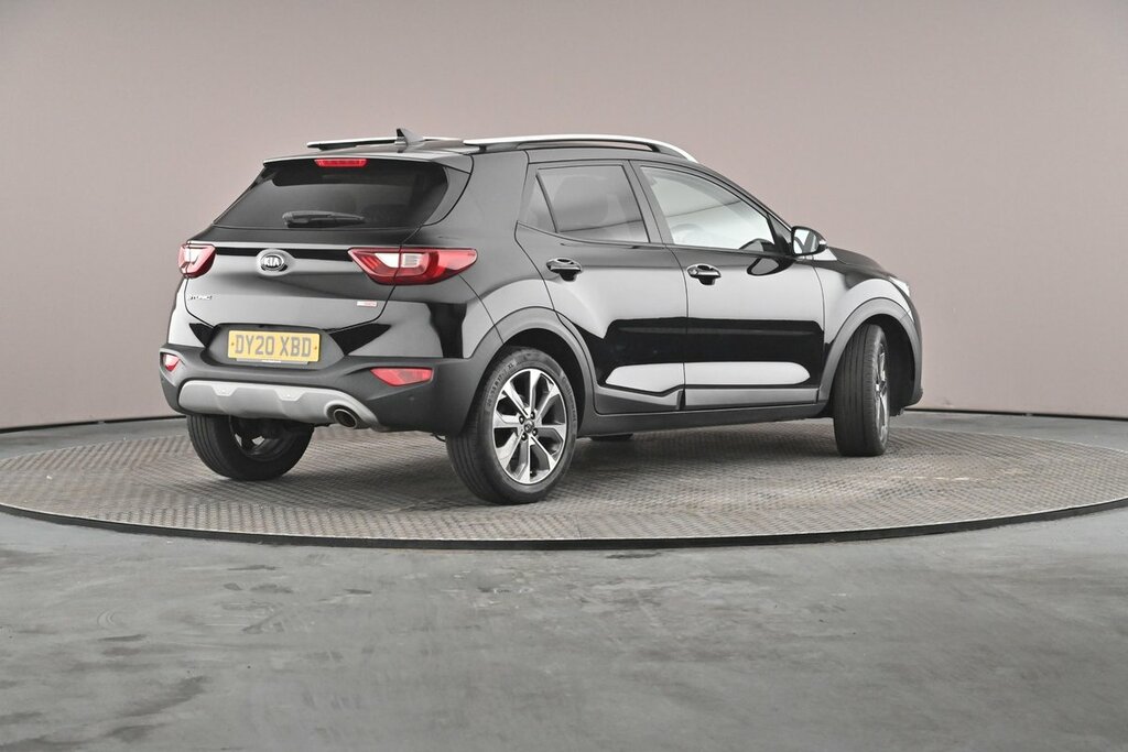 Kia Stonic White #31