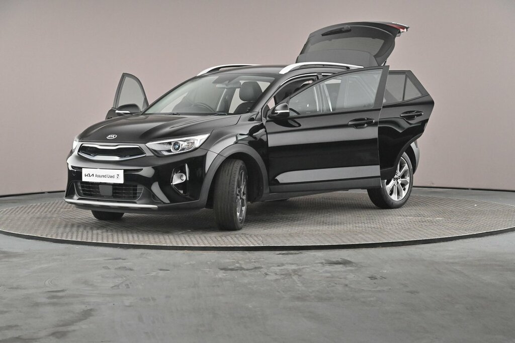 Kia Stonic White #38