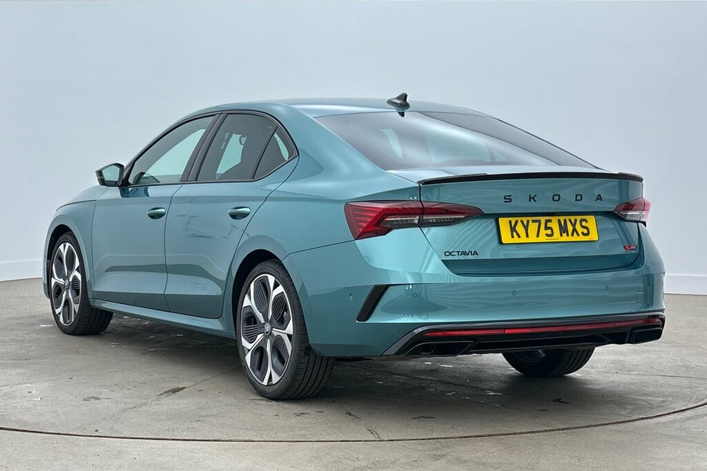Skoda Octavia Hatch Vrs 2.0 Tsi 265 Ps Dsg Blue #3